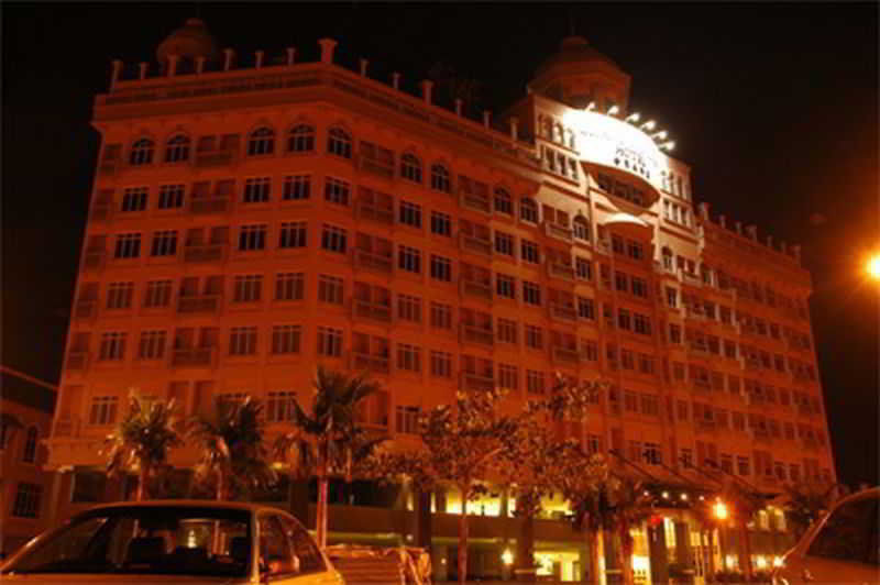 Grand Kampar Hotel Екстериор снимка